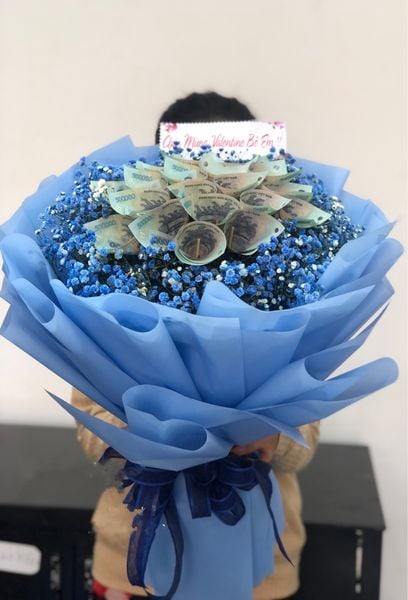 Hoa tặng người yêu đẹp nhất, bó hoa tặng bạn gái lãng mạn ý nghĩa: Bó Hoa Tiền Blue Ocean - BT31 - Hoa 8/3