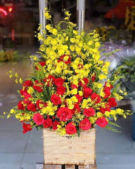 Giỏ Hoa Khai Trương Nồng Thắm