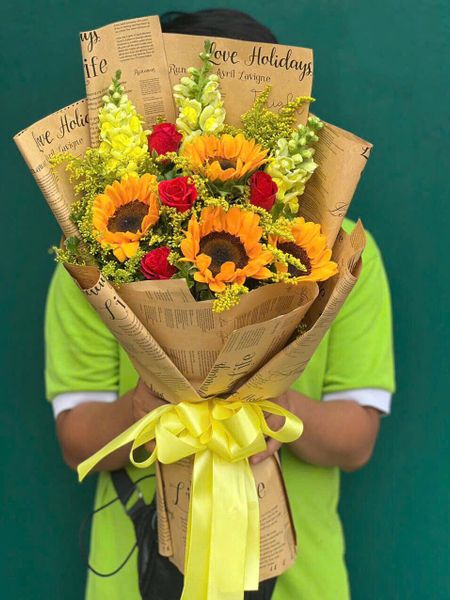 Bó Hoa Rạng Rỡ Thành Công