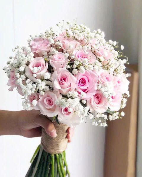 Bó Hoa Cưới Cầm Tay Chân Tình