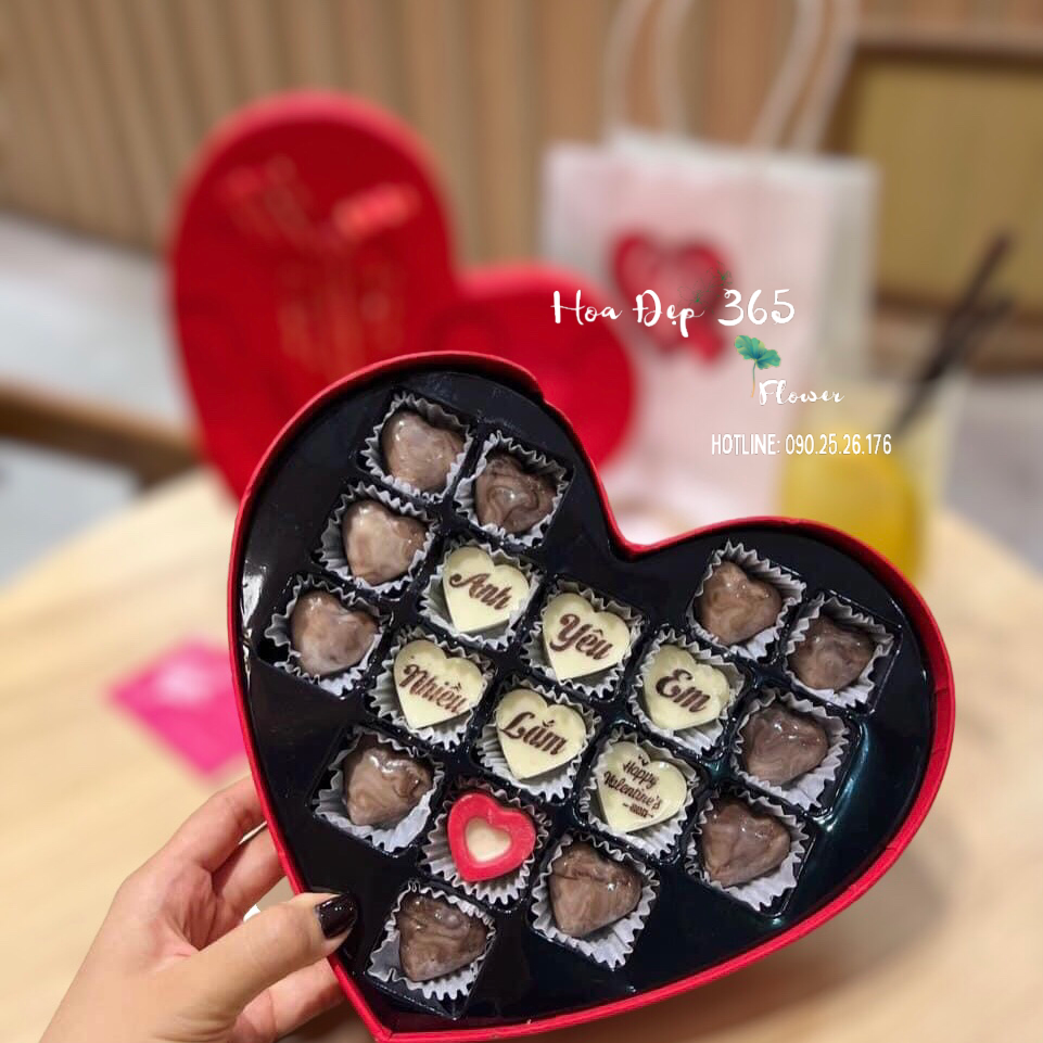  Hộp Chocolate Anh Yêu Em Nhiều Lắm - HCCL05 - Quà Valentine's 