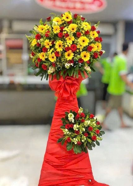 Lẵng Hoa Khởi Đầu Thuận Lợi - HCM42