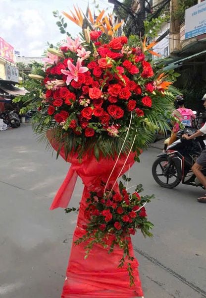 Kệ Hoa Khai Giảng Chúc Mừng Thành Công