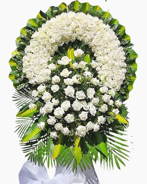 Vòng Hoa Đám Tang Ánh Chiều Tà
