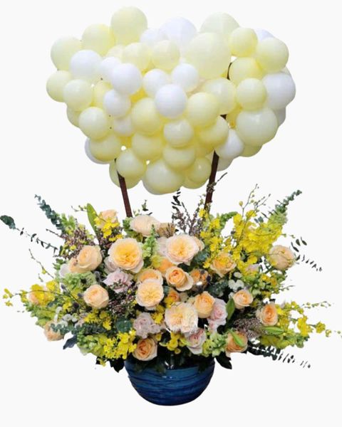 Bình Hoa Bong Bóng Trái Tim Rực Nắng