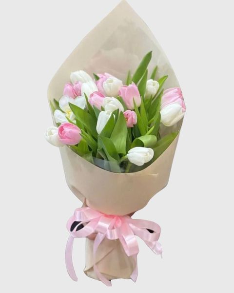 Bó Hoa Tulip Nhẹ Như Mây