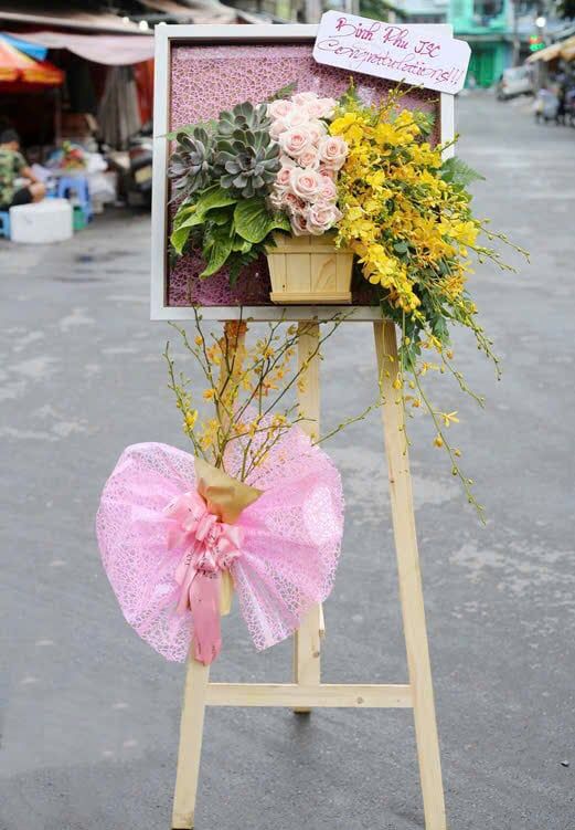  Kệ Hoa Tươi Sáng - TH18 