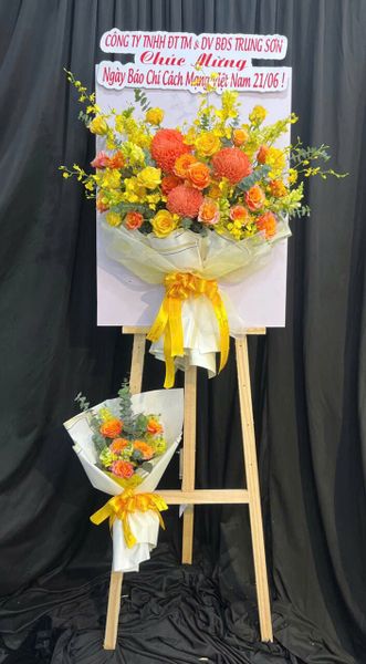 Kệ Hoa Khai Trương Proud Of You