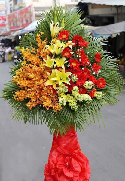 Kệ Hoa Sự Nghiệp Thành Công