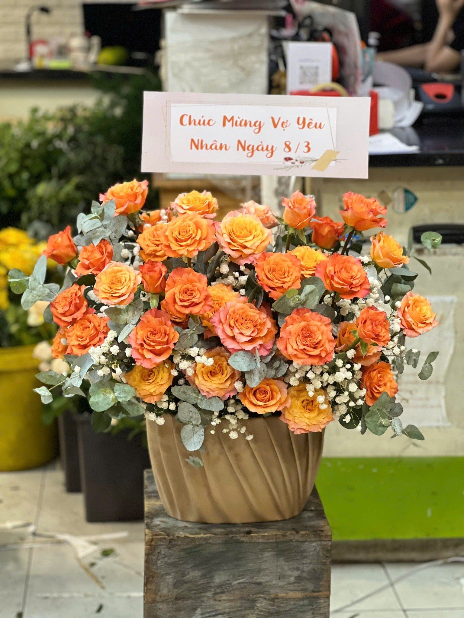  Hộp Hoa Hồng Cam Lady - HH06 