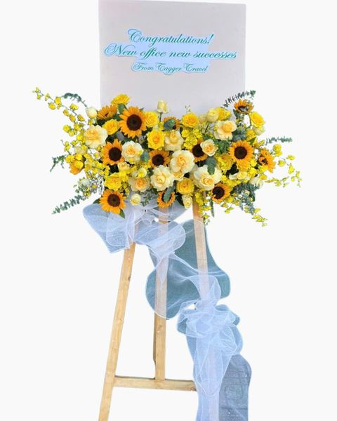 Giá Tranh Hoa Khai Trương Rực Rỡ