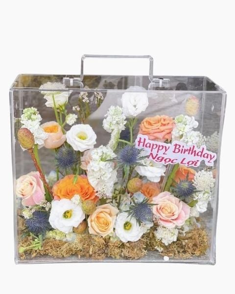 Hoa tặng người yêu đẹp nhất, bó hoa tặng bạn gái lãng mạn ý nghĩa: Hoa Cắm Hộp Mica