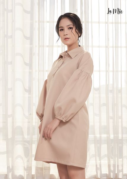 ĐẦM SUÔNG NÂU NHẠT LỤA CREP KOREA, CỔ BẺ, TAY PHỒNG