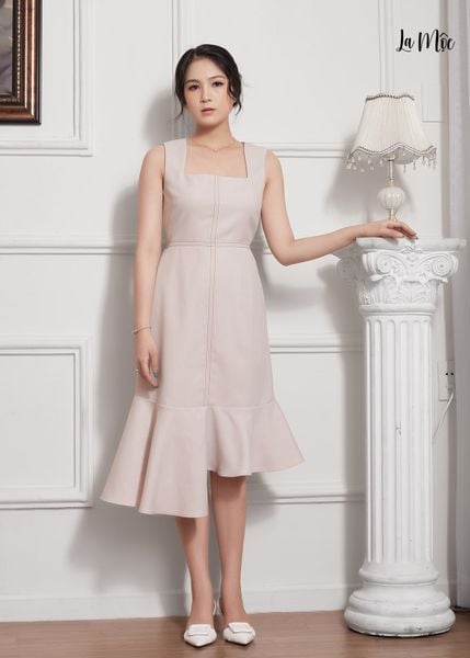 ĐẦM BODY MÀU KEM Maxivic, LỤA CREP KOREA, CỔ VUÔNG, ĐUÔI CÁ