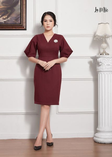 ĐẦM BODY MÀU ĐỎ MAXIVIC, LỤA CREP KOREA, CỔ TIM, TAY LỬNG