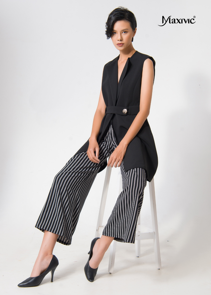 SET VEST ĐEN PHOM DÀI QUẦN SỌC