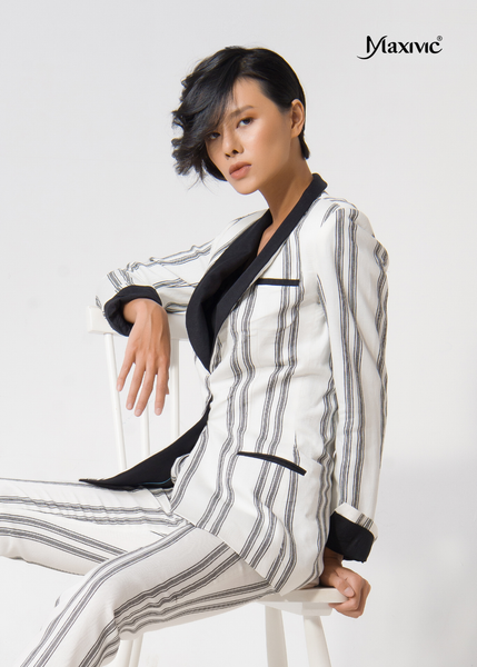 SET VEST LINEN TRẮNG ĐEN SỌC DÀI