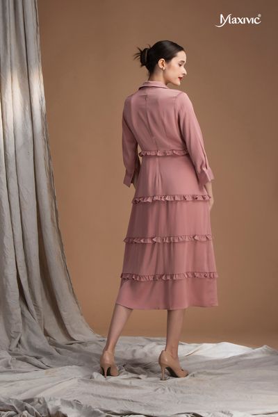 Đầm sơmi lụa hồng nhún tay Maxivic