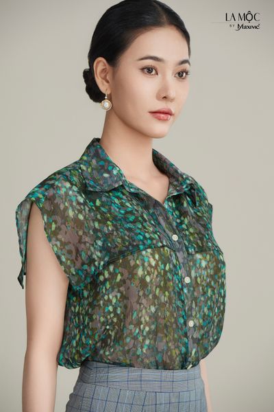 Áo sơmi hải quân chiffon hoa xanh Maxivic
