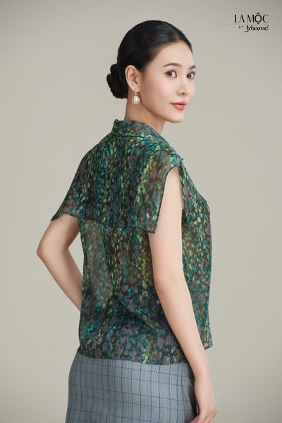 Áo sơmi hải quân chiffon hoa xanh Maxivic