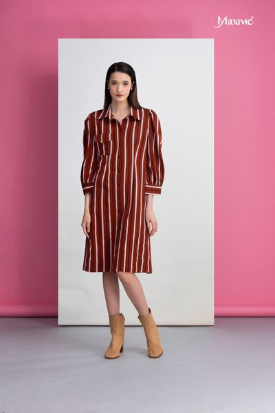 Đầm sơmi sọc nâu Maxivic
