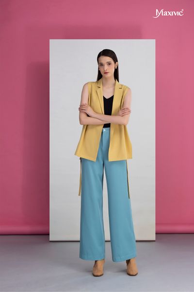 Áo vest vàng lụa bố, khuy cài Maxivic