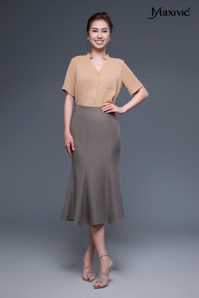 Áo sơmi cổ đứng màu nâu Maxivic