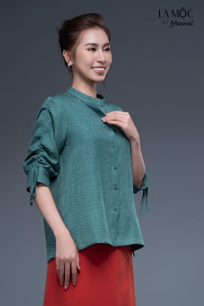 Áo sơmi xanh rêu linen mix tay rút dây Maxivic