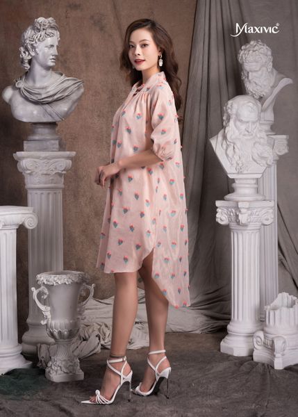 ĐẦM HỒNG STRAWBERRY CLUMP TAY LIỀN DÁNG SUÔNG MAXIVIC