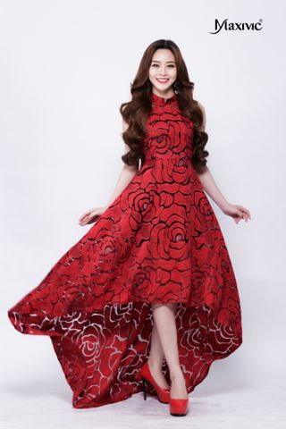 Đầm dạ hội xoè hoa văn hoa hồng màu đỏ Maxivic