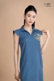Đầm xô lụa xanh jeans thêu hoa, cổ V La Mộc