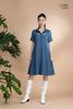 Đầm xô lụa xanh jeans thêu hoa, cổ sơmi La Mộc