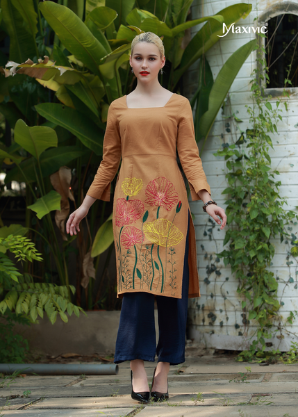 ÁO DÀI LINEN VÀNG NÂU THÊU HOẠ TIẾT SEN