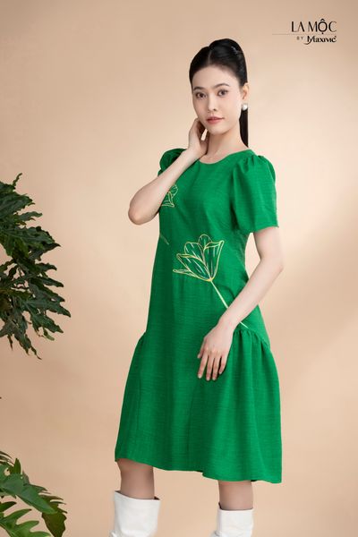 Đầm xô lụa xanh thêu tay phồng Maxivic