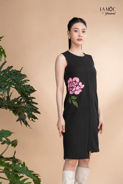 Đầm xô lụa đen sát nách Maxivic