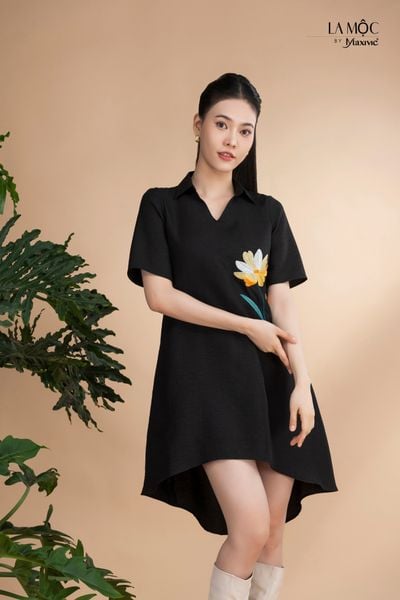 Đầm xô lụa đen sơmi tim thêu Maxivic