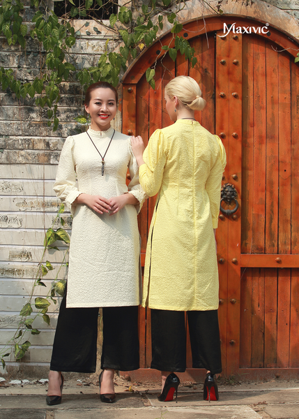 ÁO DÀI LAYA VÀNG HOA NỔI MAXIVIC