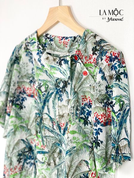 Áo lụa chiffon hoạ tiết xanh cổ xéo Maxivic