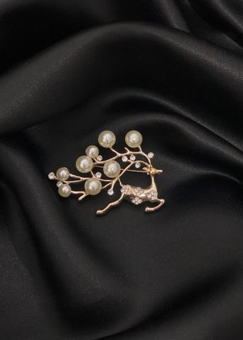 Ghim cài áo hình nhánh cây đính ngọc trai cao cấp