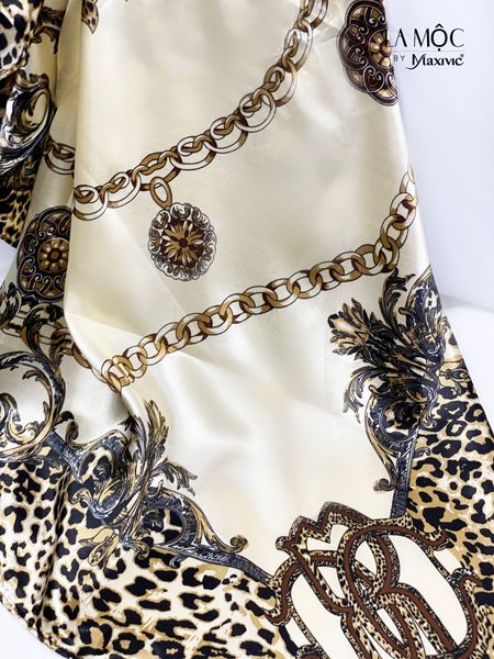 Khăn lụa satin vuông Maxivic 90x90 hoạ tiết