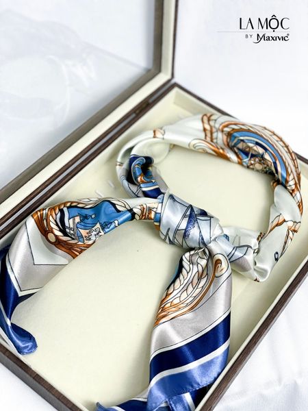 Khăn lụa satin vuông Maxivic 90x90 hoạ tiết