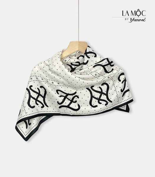 Khăn lụa vuông La Mộc 70x70 hoạ tiết chữ cách điệu