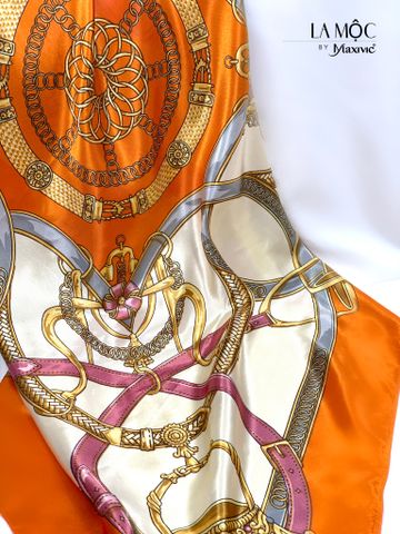 Khăn lụa satin vuông Maxivic 90x90 hoạ tiết