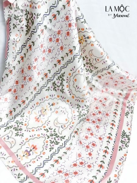 Khăn lụa vuông Maxivic 70x70 hoạ tiết cách điệu