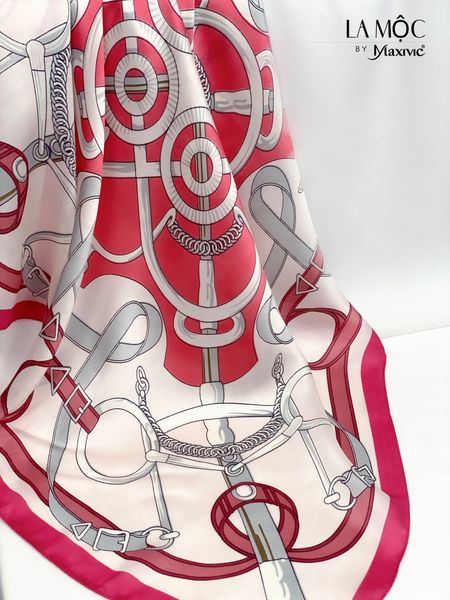 Khăn lụa vuông Maxivic 70x70 hoạ tiết