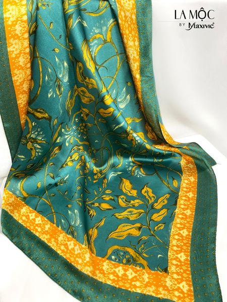 Khăn lụa vuông Maxivic 70x70 hoạ tiết lá cây