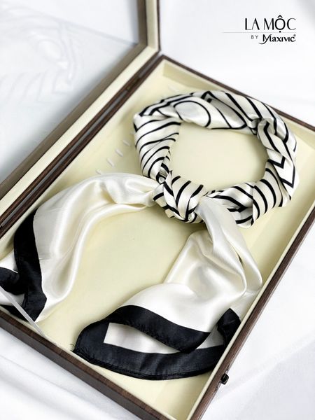 Khăn lụa satin vuông Maxivic 90x90 hoạ tiết