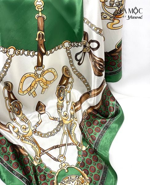 Khăn lụa satin vuông Maxivic 90x90 hoạ tiết