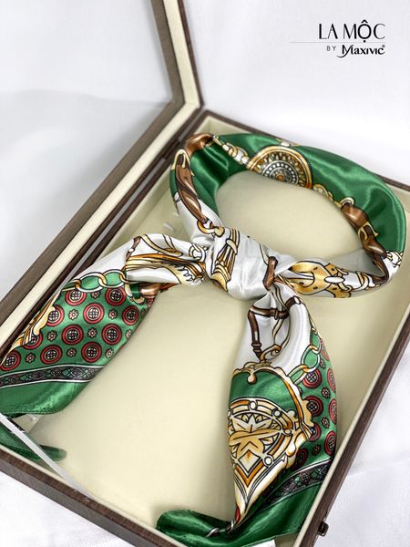 Khăn lụa satin vuông Maxivic 90x90 hoạ tiết