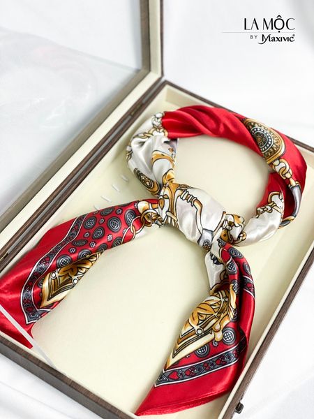 Khăn lụa satin vuông Maxivic 90x90 hoạ tiết